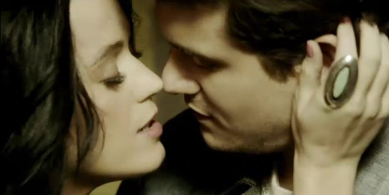 Katy Perry John Mayer clipe Who You Love Katy Perry John Mayer clipe Who You Love